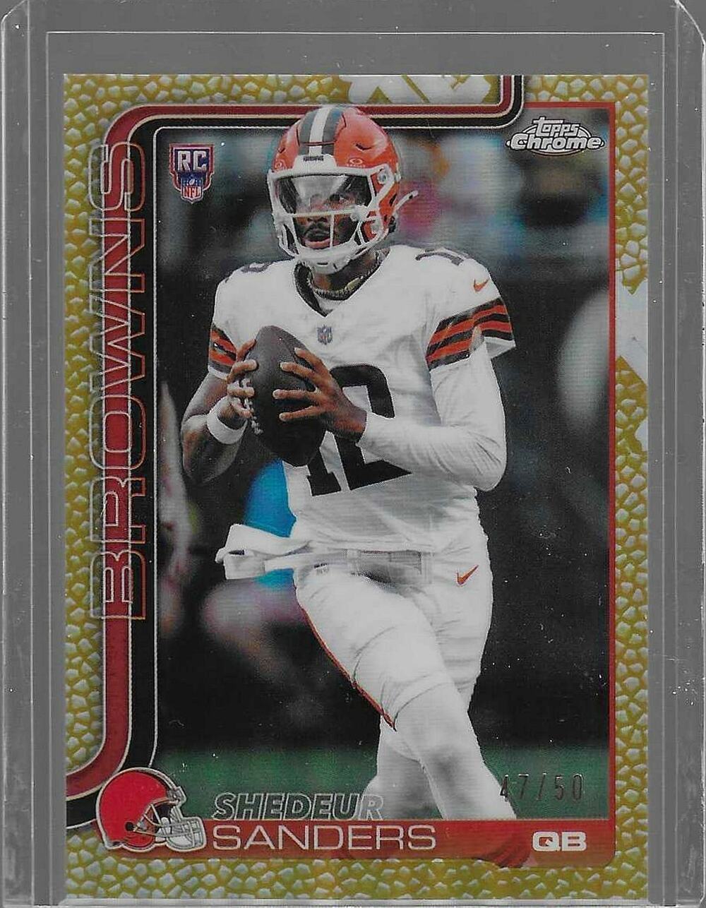 2025 TOPPS CHROME SHEDEUR SANDERS GOLD PIGSKIN REFRACTOR ROOKIE CARD /50